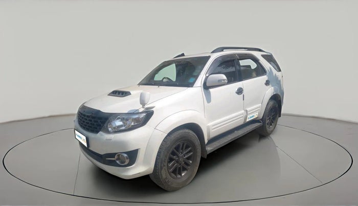 2016 Toyota Fortuner 3.0 4X2 AT, Diesel, Automatic, 75,319 km, exterior