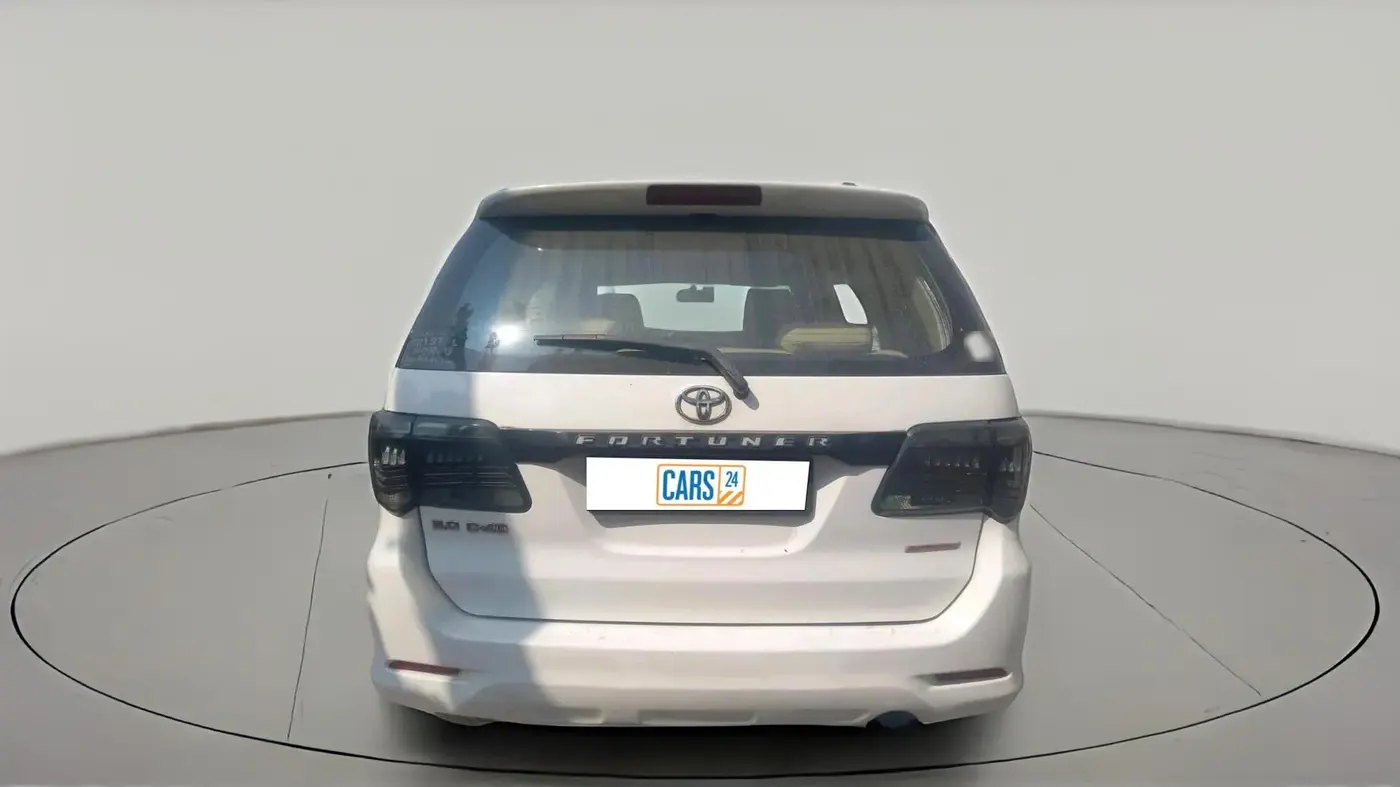 2016 Toyota Fortuner 3.0 4X2 AT, Diesel, Automatic, 75,319 km, exterior