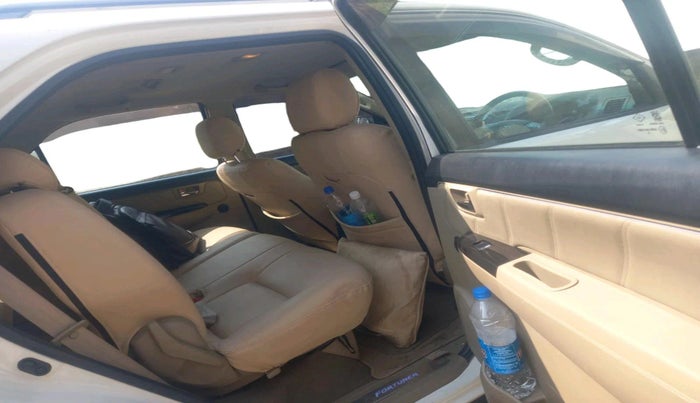 2016 Toyota Fortuner 3.0 4X2 AT, Diesel, Automatic, 75,319 km, interior