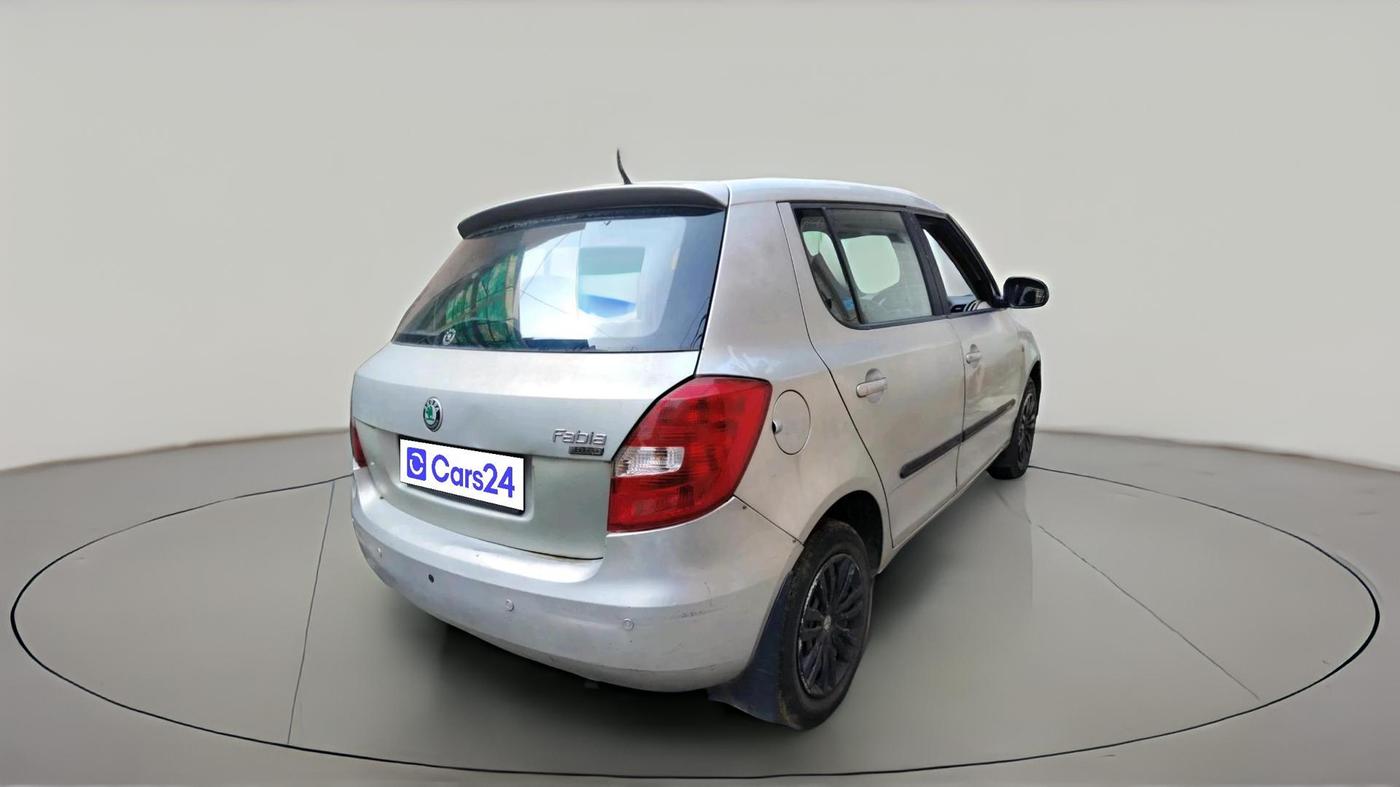 2011 Skoda Fabia ACTIVE 1.2 MPI, Petrol, Manual, 86,009 km, exterior