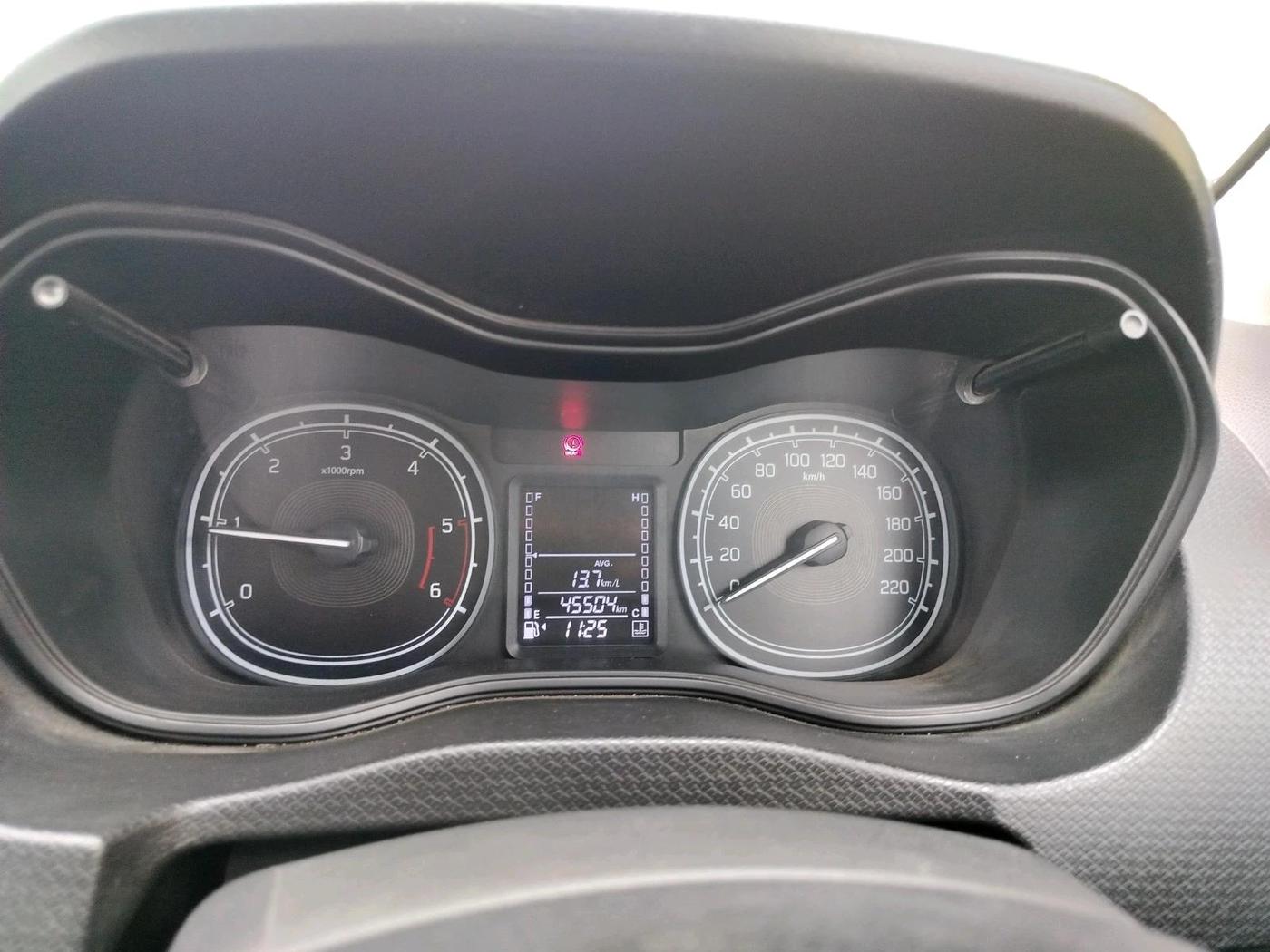 2018 Maruti Vitara Brezza VDI, Diesel, Manual, 45,504 km, interior