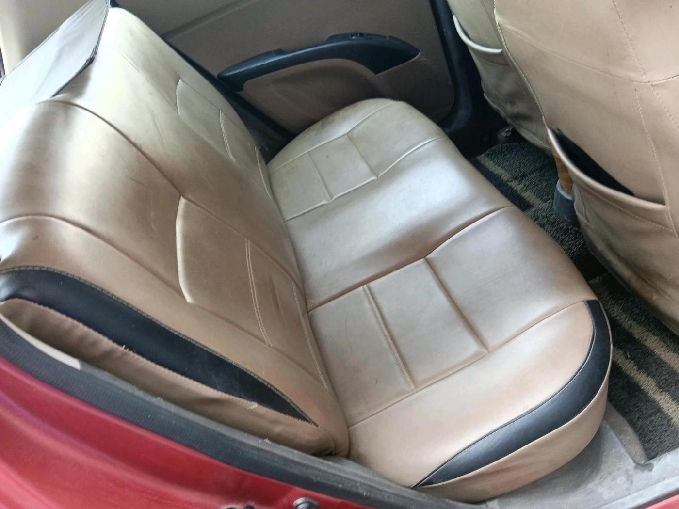 2011 Hyundai i10 MAGNA 1.1, CNG, Manual, 59,680 km, interior