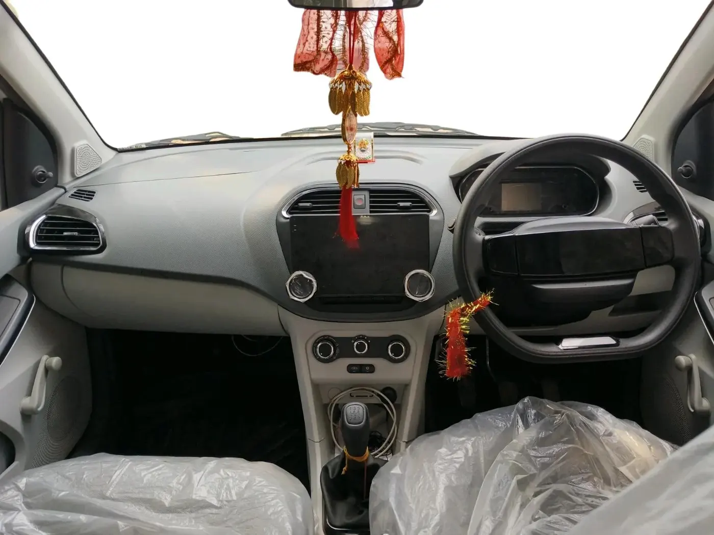 2025 Tata Tiago XE CNG, CNG, Manual, 16,426 km, interior