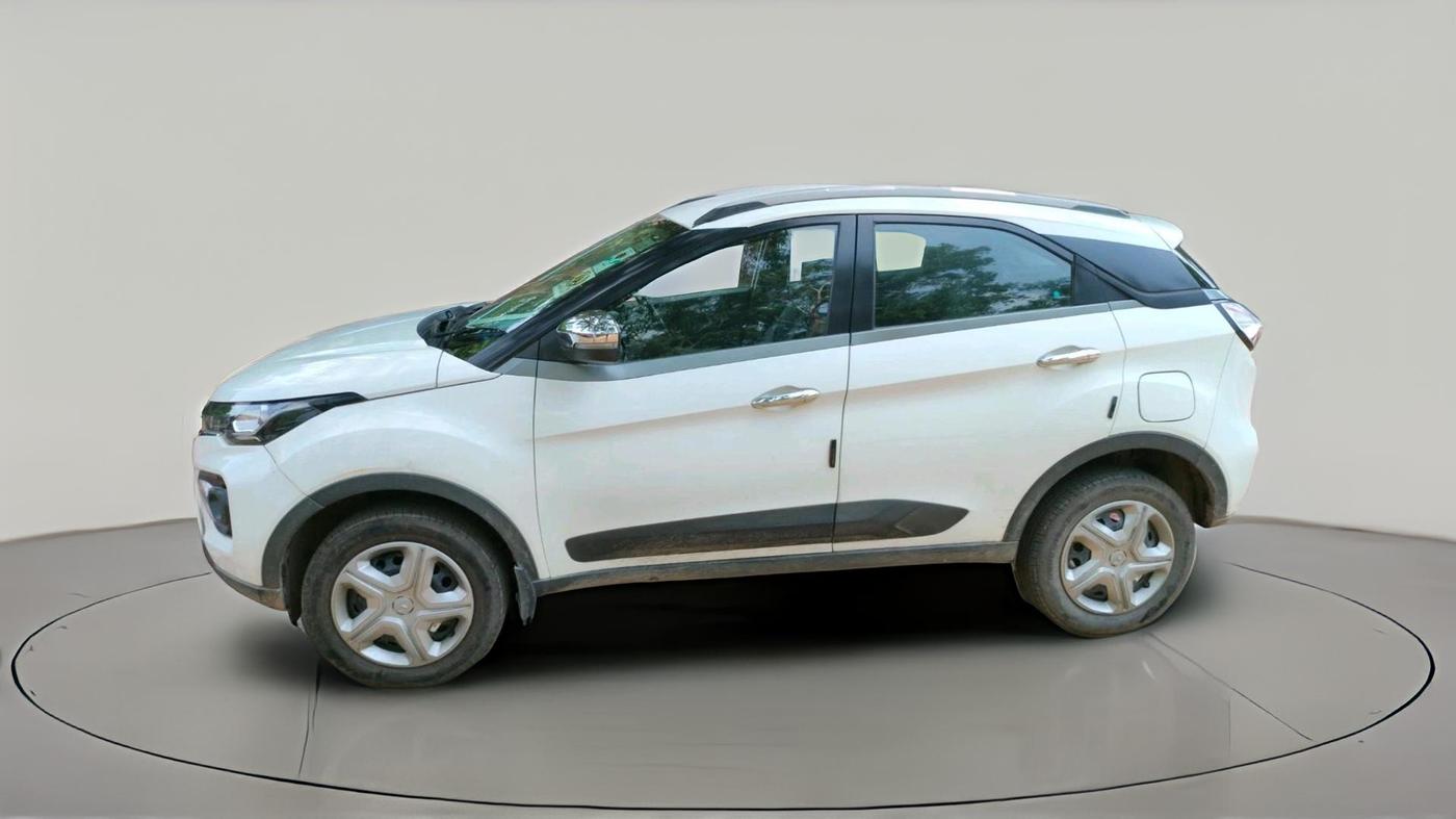 2022 Tata NEXON XM PETROL, Petrol, Manual, 22,502 km, exterior