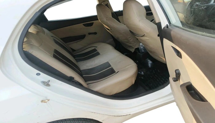 2011 Hyundai Eon MAGNA +, Petrol, Manual, 1,16,669 km, interior