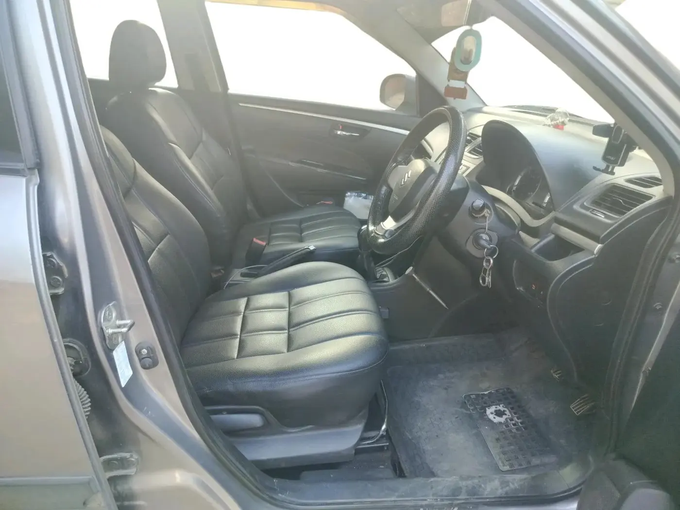 2017 Maruti Swift VDI, Diesel, Manual, 1,46,654 km, interior