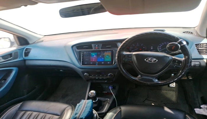 2017 Hyundai i20 Active 1.4 SX, Diesel, Manual, 1,07,527 km, interior