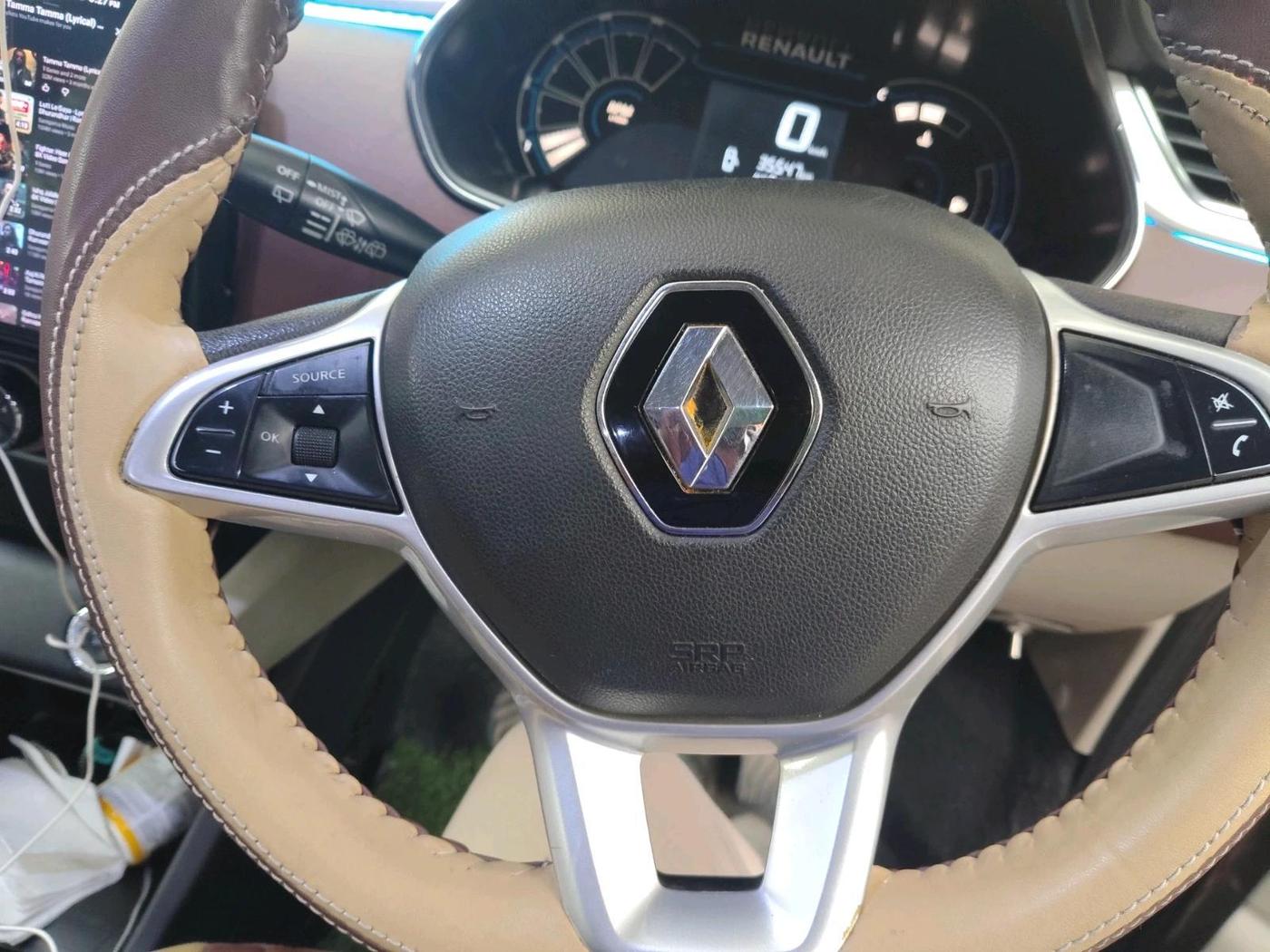 2022 Renault TRIBER RXZ, Petrol, Manual, 35,547 km, interior