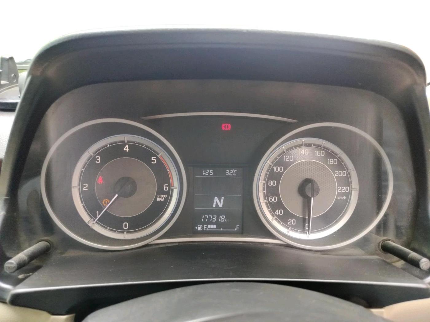 2017 Maruti Dzire VDI AMT, Diesel, Automatic, 1,77,318 km, interior