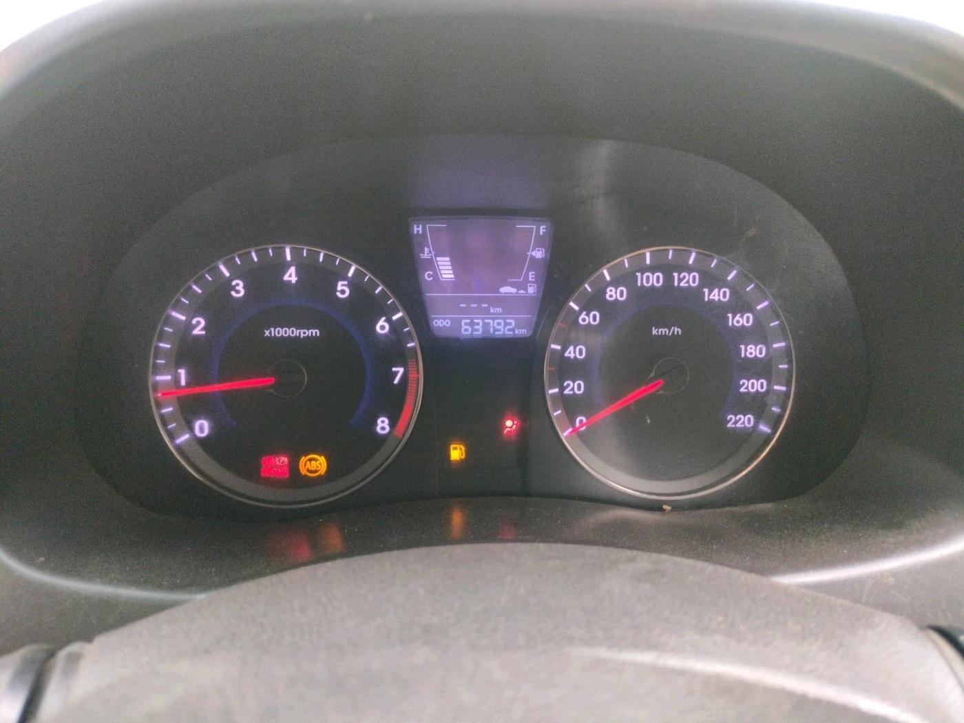 2012 Hyundai Verna FLUIDIC 1.6 VTVT EX, Petrol, Manual, 63,792 km, interior