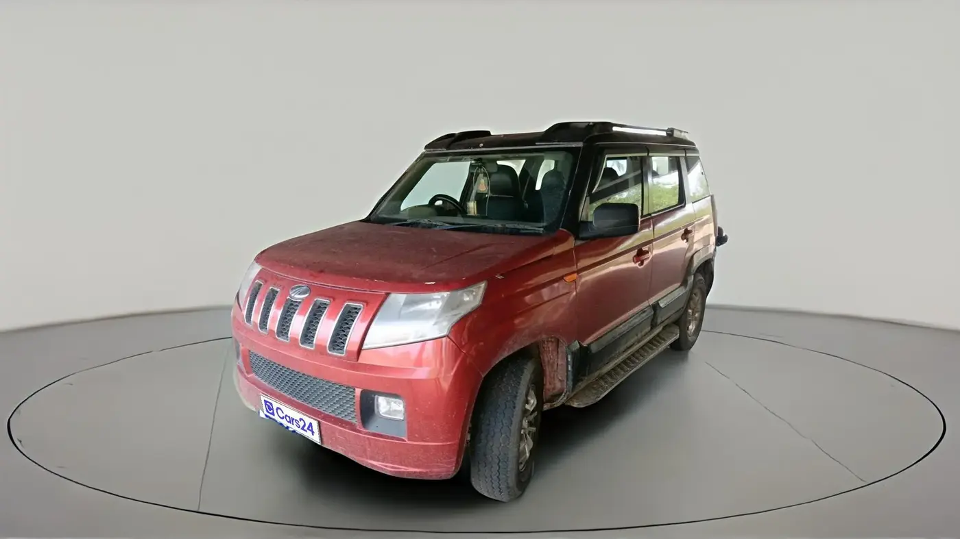 2017 Mahindra TUV300 T8 DUAL TONE, Diesel, Manual, 57,251 km, exterior