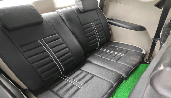 2022 Renault TRIBER RXL MT, Petrol, Manual, 1,58,554 km, interior