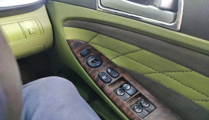 2015 Hyundai Verna FLUIDIC 1.6 CRDI S(O) 4S, Diesel, Manual, 1,65,877 km, interior