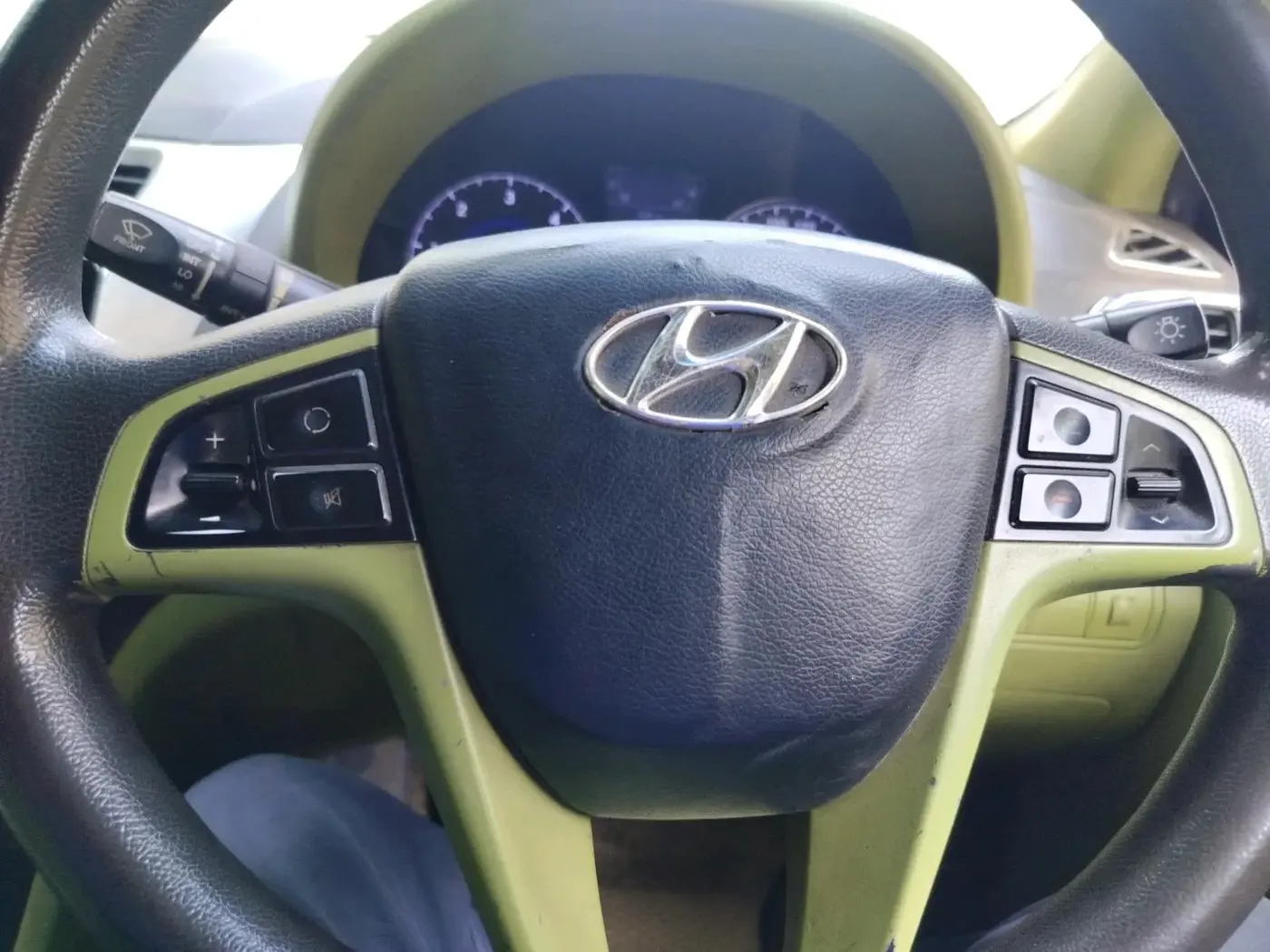 2015 Hyundai Verna FLUIDIC 1.6 CRDI S(O) 4S, Diesel, Manual, 1,65,877 km, interior