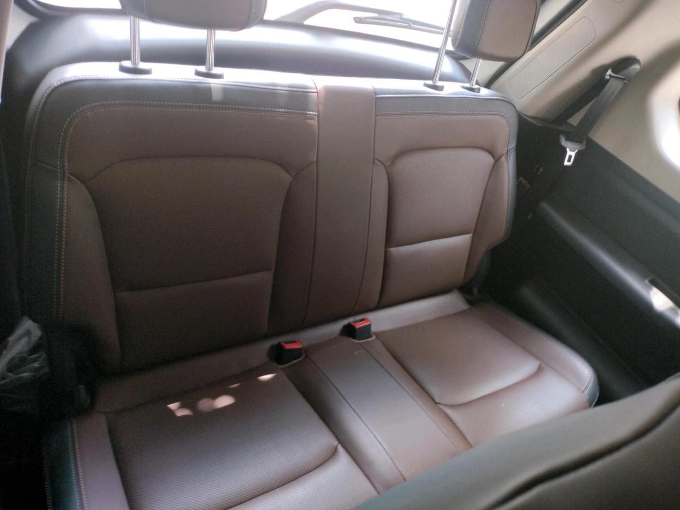 2024 Mahindra SCORPIO-N Z8 L DIESEL MT 2WD 7 STR, Diesel, Manual, 5,276 km, interior