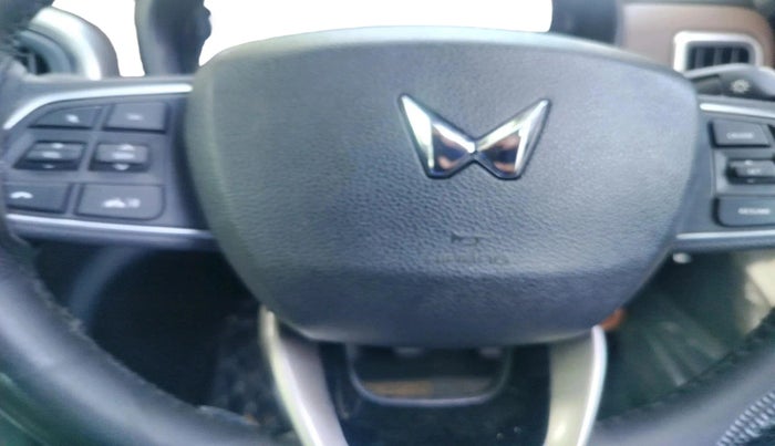 2024 Mahindra SCORPIO-N Z6 DIESEL MT 2WD 7 STR, Diesel, Manual, 15,011 km, interior