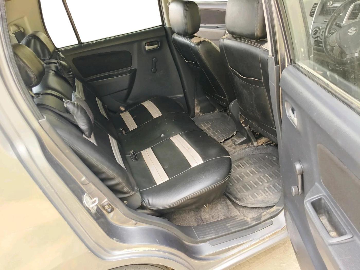 2011 Maruti Wagon R 1.0 LXI CNG, CNG, Manual, 1,19,869 km, interior