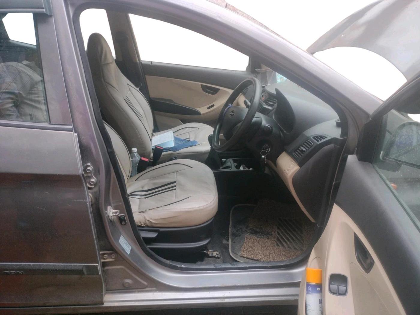2013 Hyundai Eon ERA +, Petrol, Manual, 76,760 km, interior