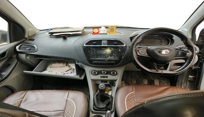 2024 Tata Tiago XT CNG, CNG, Manual, 92,610 km, interior