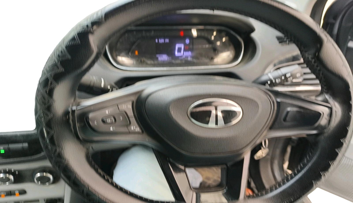 2024 Tata Tiago XT CNG, CNG, Manual, 92,610 km, interior