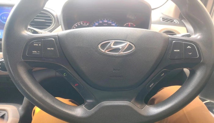 2018 Hyundai Xcent S 1.2, CNG, Manual, 1,44,955 km, interior