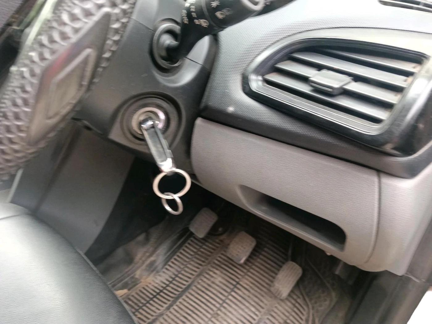 2018 Tata TIGOR XT PETROL, Petrol, Manual, 1,01,093 km, interior