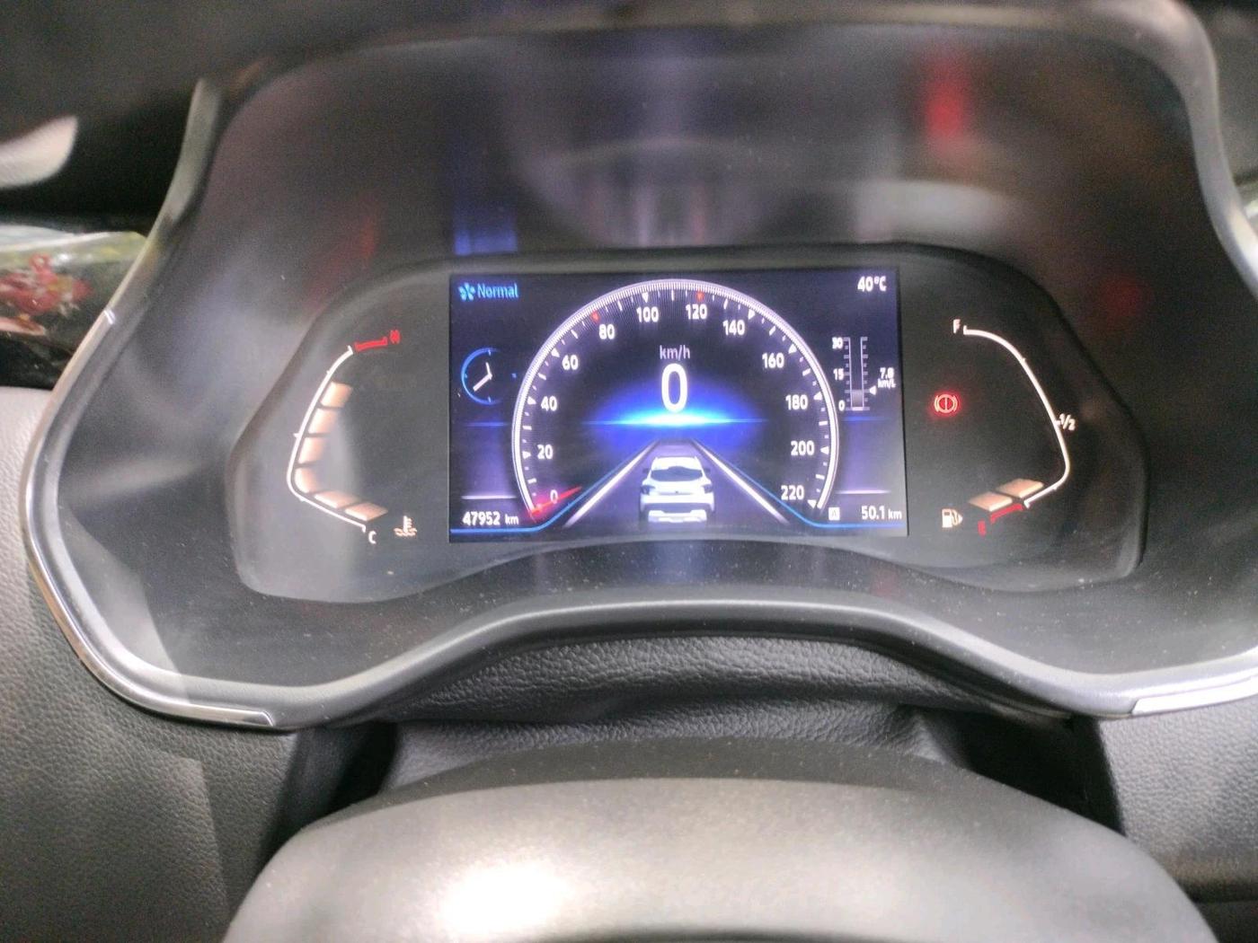 2022 Renault Kiger RXZ TURBO MT, Petrol, Manual, 47,949 km, interior