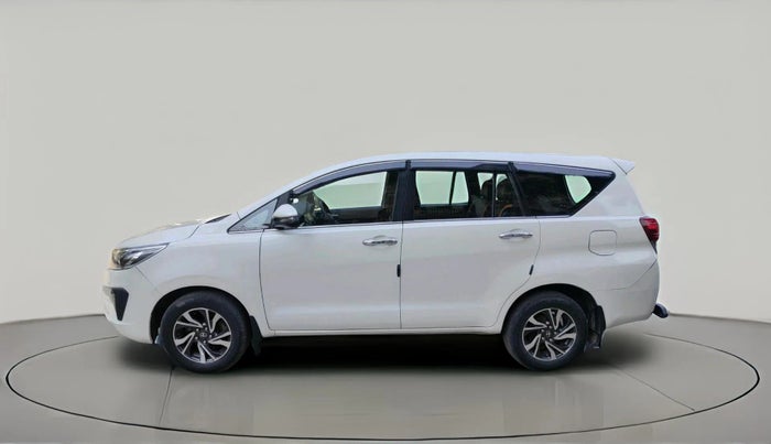 2022 Toyota Innova Crysta 2.4 VX 7 STR, Diesel, Manual, 41,112 km, exterior