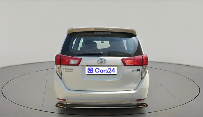 2022 Toyota Innova Crysta 2.4 VX 7 STR, Diesel, Manual, 41,112 km, exterior