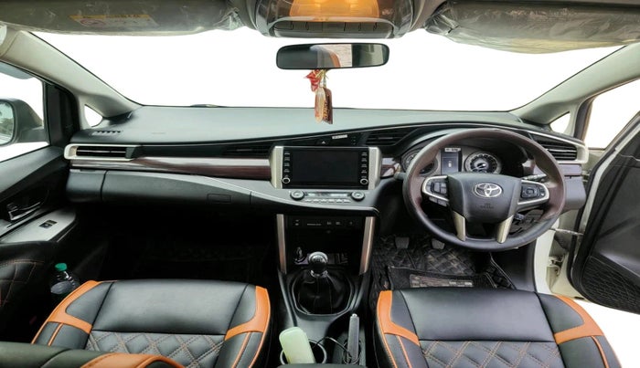 2022 Toyota Innova Crysta 2.4 VX 7 STR, Diesel, Manual, 41,112 km, interior