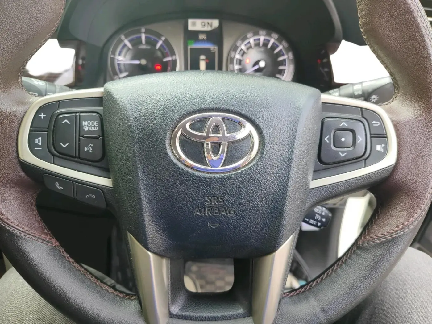 2022 Toyota Innova Crysta 2.4 VX 7 STR, Diesel, Manual, 48,500 km, interior