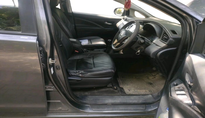 2017 Toyota Innova Crysta 2.4 GX 8 STR, Diesel, Manual, 1,54,955 km, interior