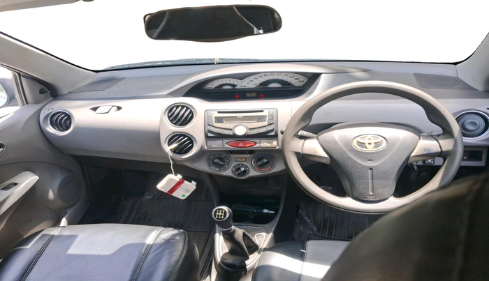 2011 Toyota Etios V, Petrol, Manual, 1,25,854 km, interior