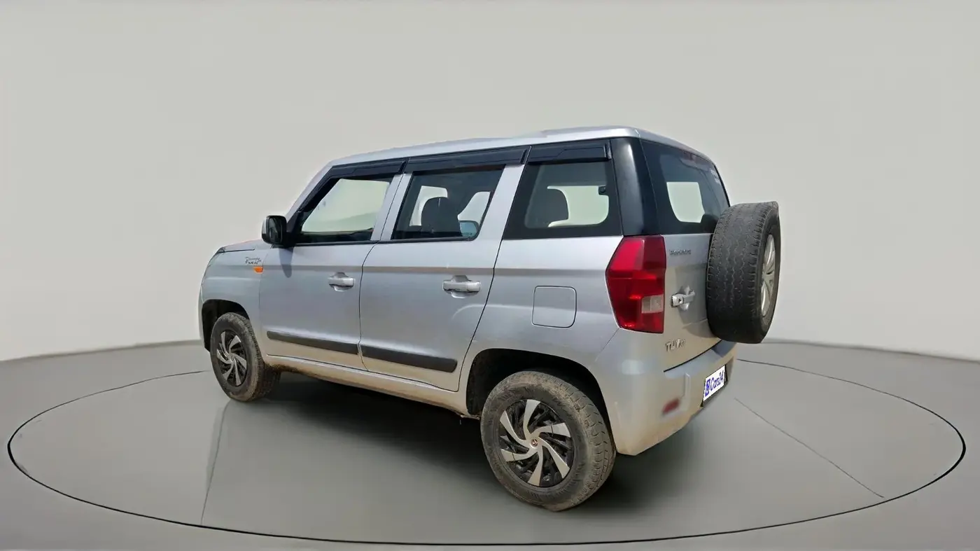 2017 Mahindra TUV300 T4, Diesel, Manual, 95,529 km, exterior