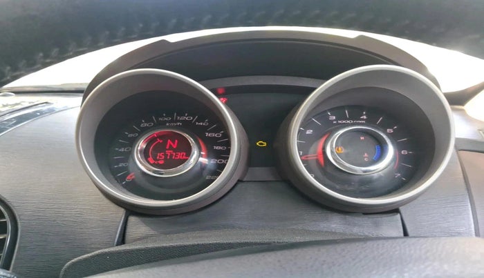 2013 Mahindra XUV500 W8, Diesel, Manual, 1,57,729 km, interior