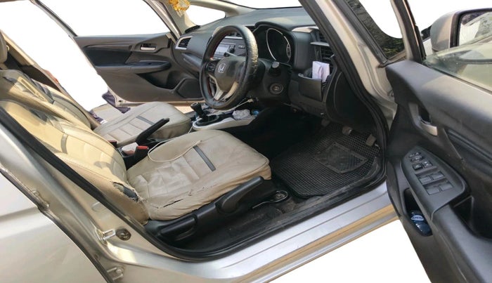 2017 Honda WR-V 1.5L I-DTEC S MT, Diesel, Manual, 1,24,499 km, interior