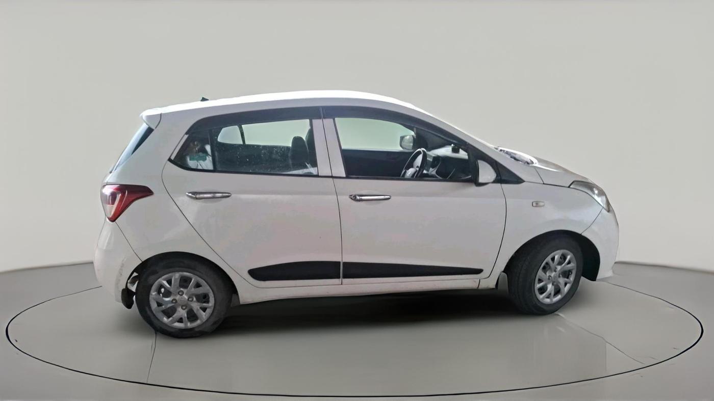 2017 Hyundai Grand i10 MAGNA 1.2 KAPPA VTVT, Petrol, Manual, 61,819 km, exterior