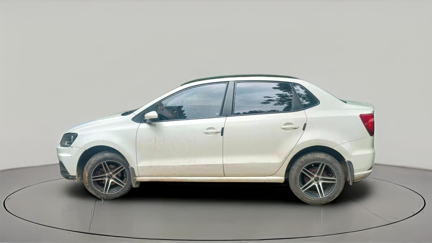 2018 Volkswagen Ameo COMFORTLINE 1.0L, Petrol, Manual, 1,56,958 km, exterior