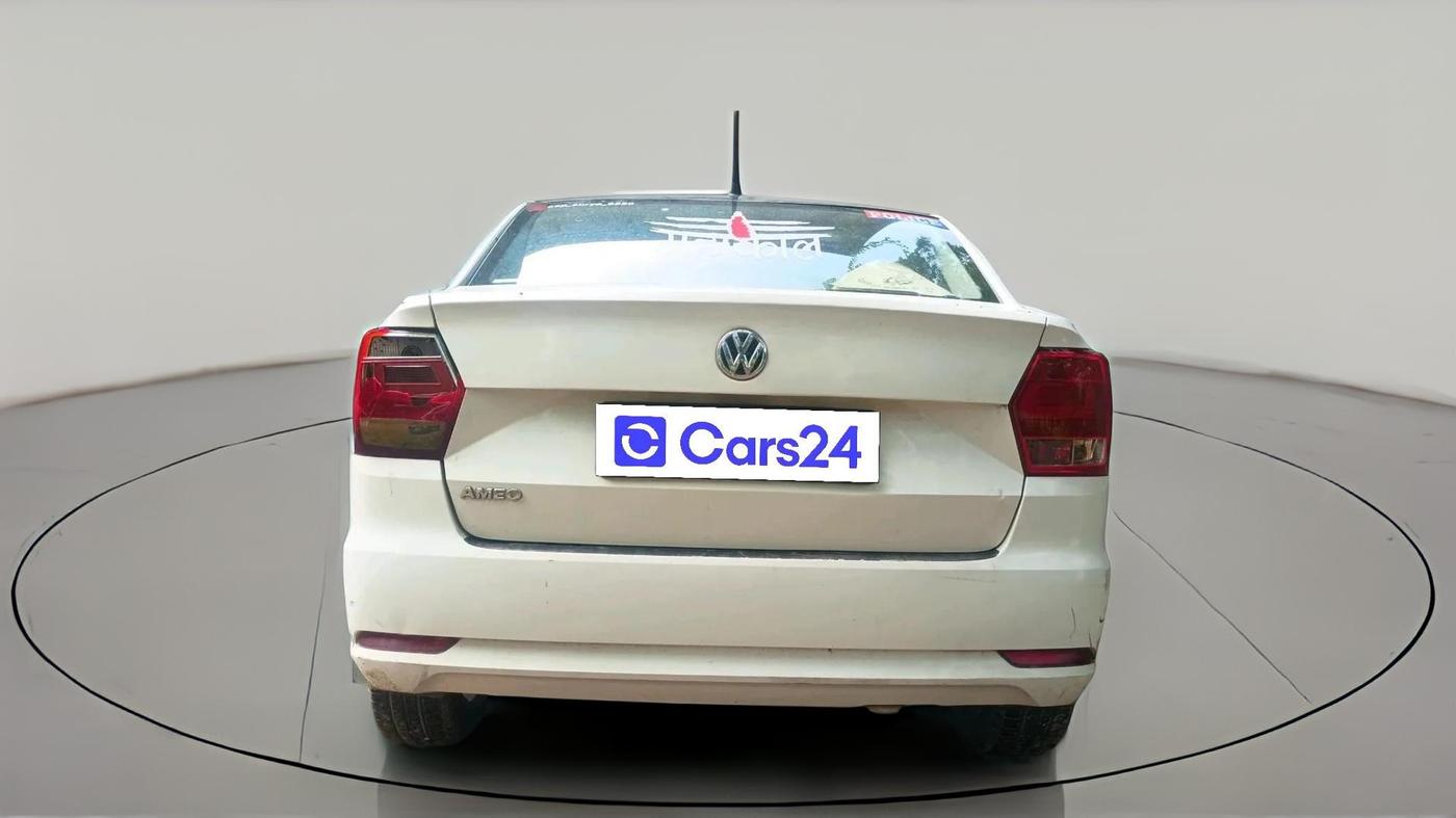 2018 Volkswagen Ameo COMFORTLINE 1.0L, Petrol, Manual, 1,56,958 km, exterior