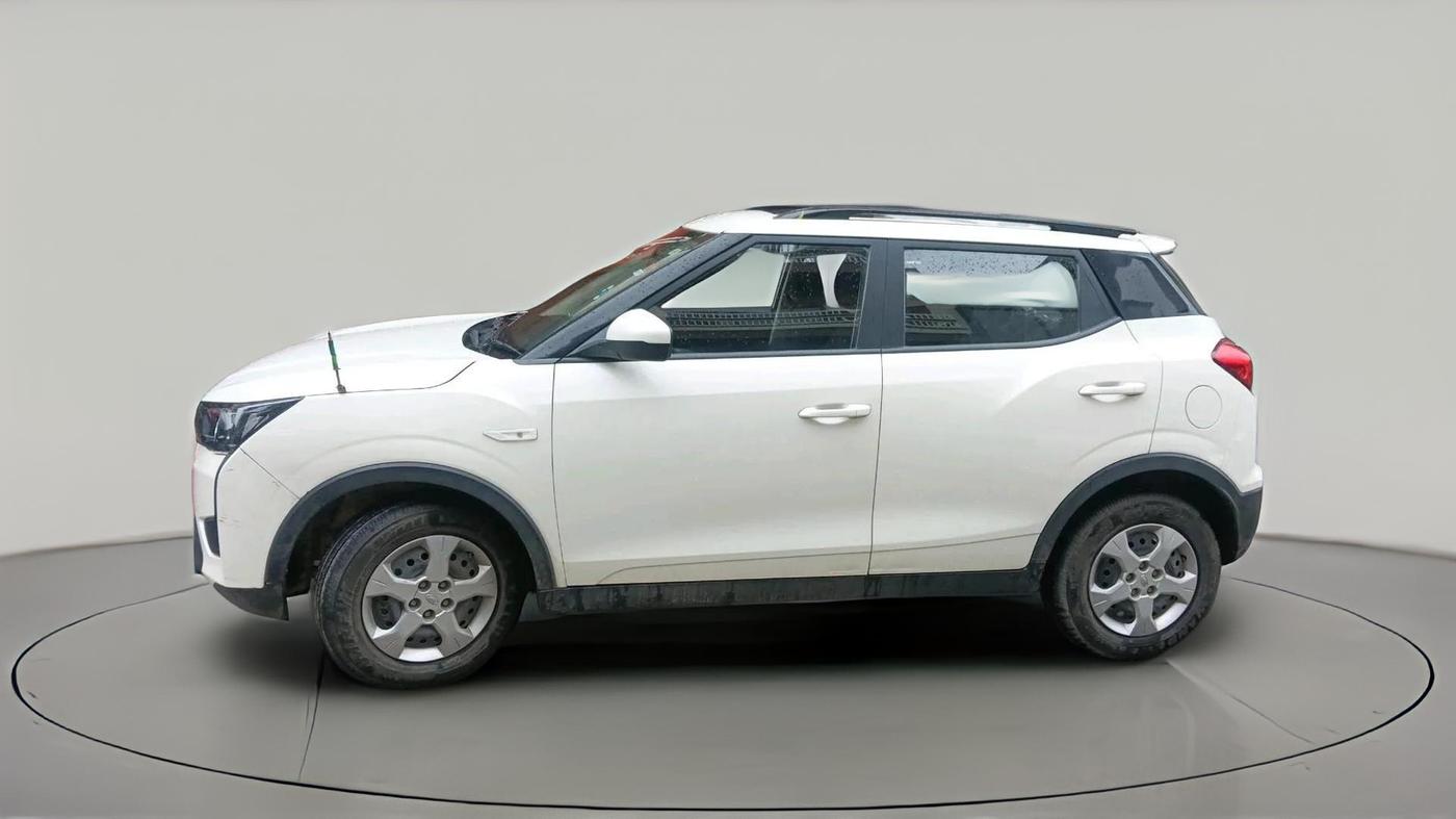 2022 Mahindra XUV300 W6 1.5 Diesel, Diesel, Manual, 19,582 km, exterior
