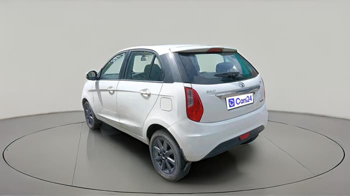 2015 Tata Bolt XT REVOTRON, CNG, Manual, 78,540 km, exterior