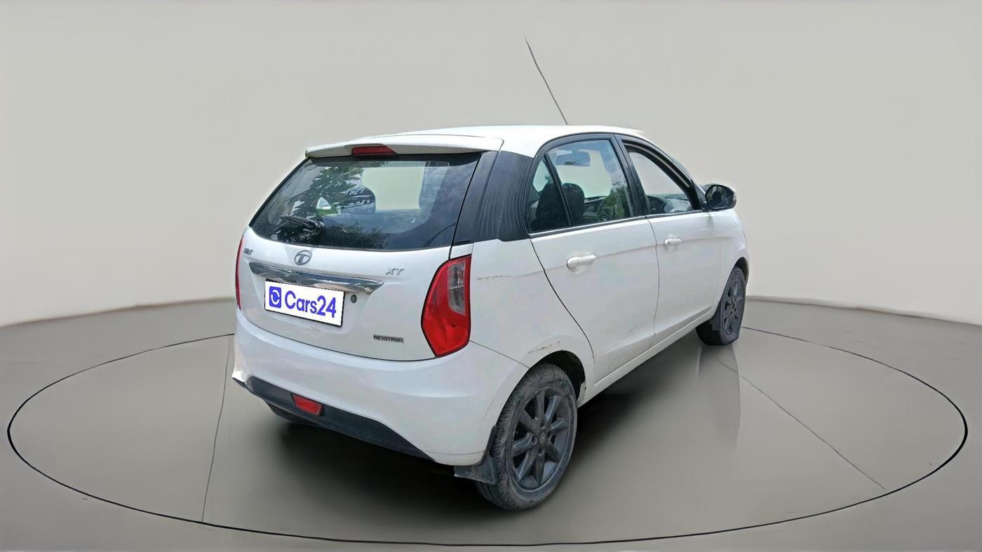 2015 Tata Bolt XT REVOTRON, CNG, Manual, 78,540 km, exterior
