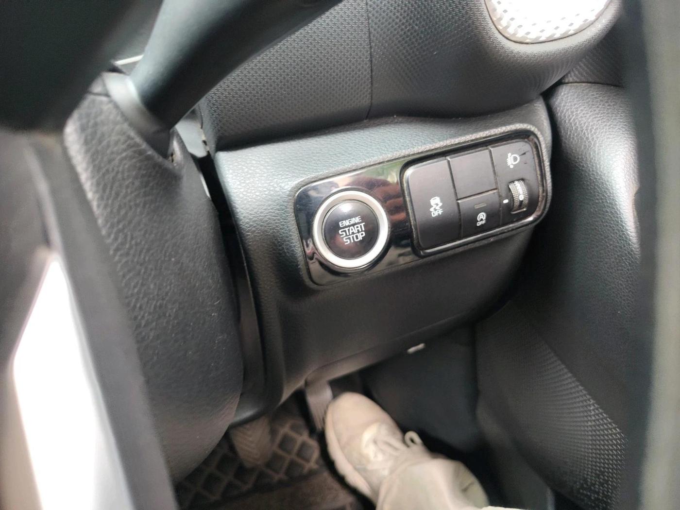 2023 KIA SONET HTK PLUS 1.5 IMT, Diesel, Manual, 92,000 km, interior