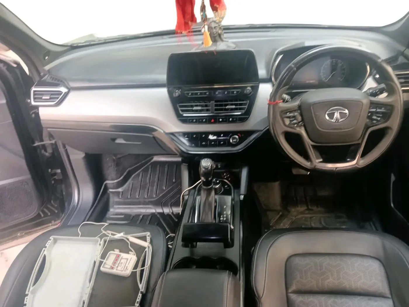 2022 Tata Harrier XZA PLUS 2.0L, Diesel, Automatic, 1,47,000 km, interior