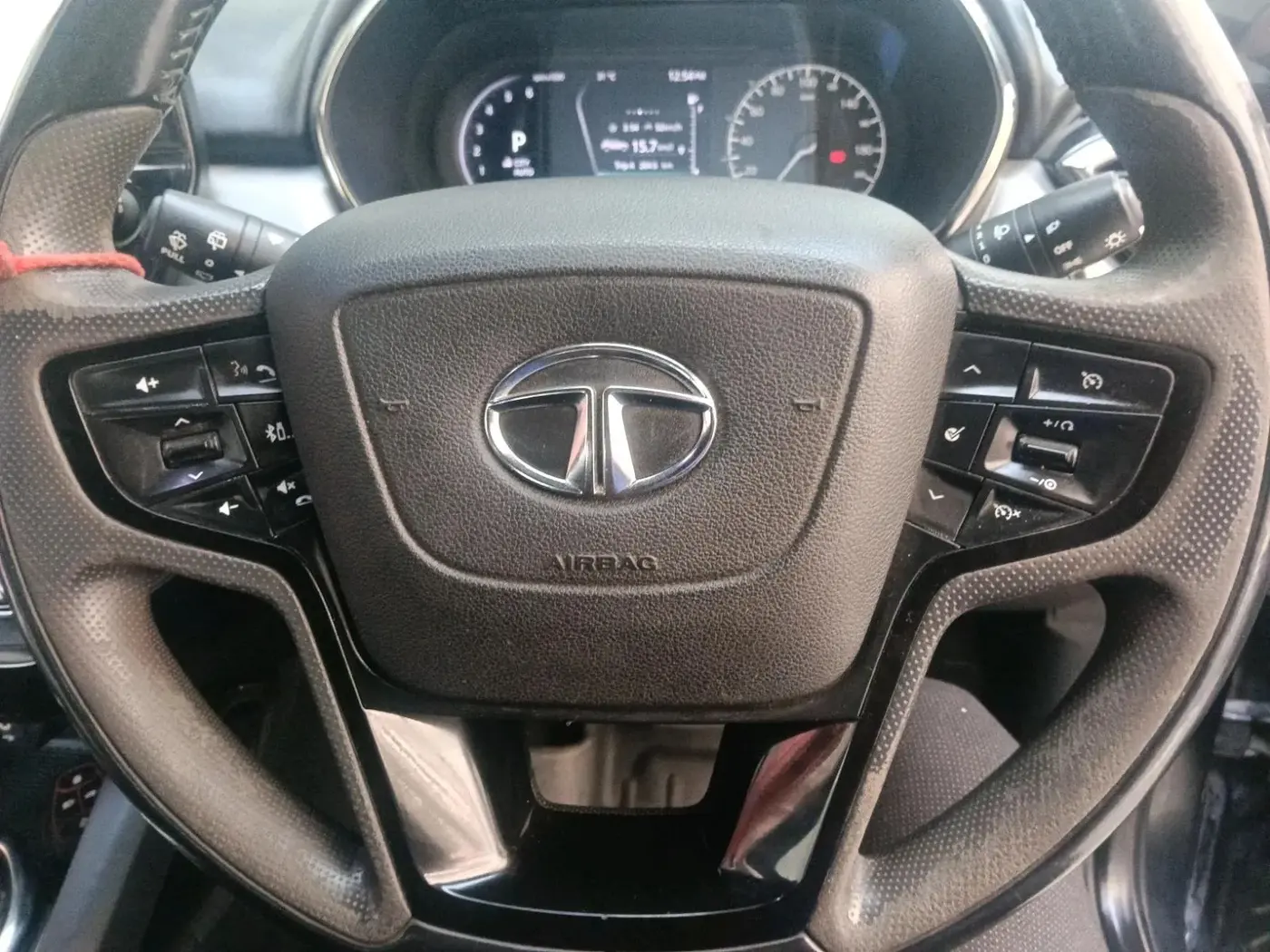2022 Tata Harrier XZA PLUS 2.0L, Diesel, Automatic, 1,47,000 km, interior