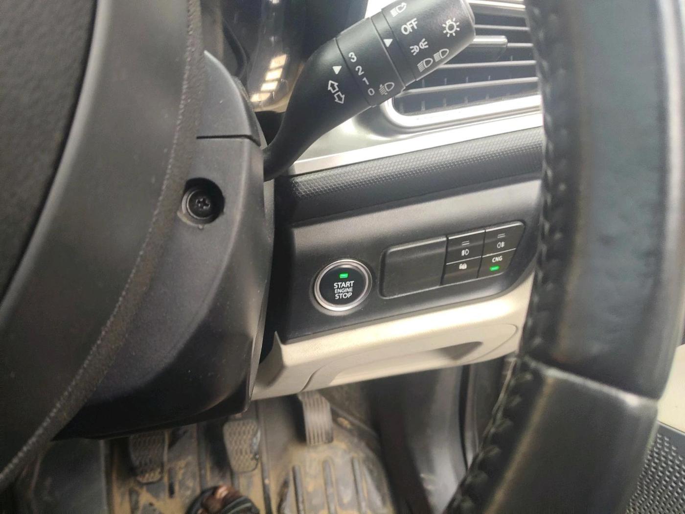 2023 Tata ALTROZ XZ PLUS O SUNROOF CNG, CNG, Manual, 41,672 km, interior