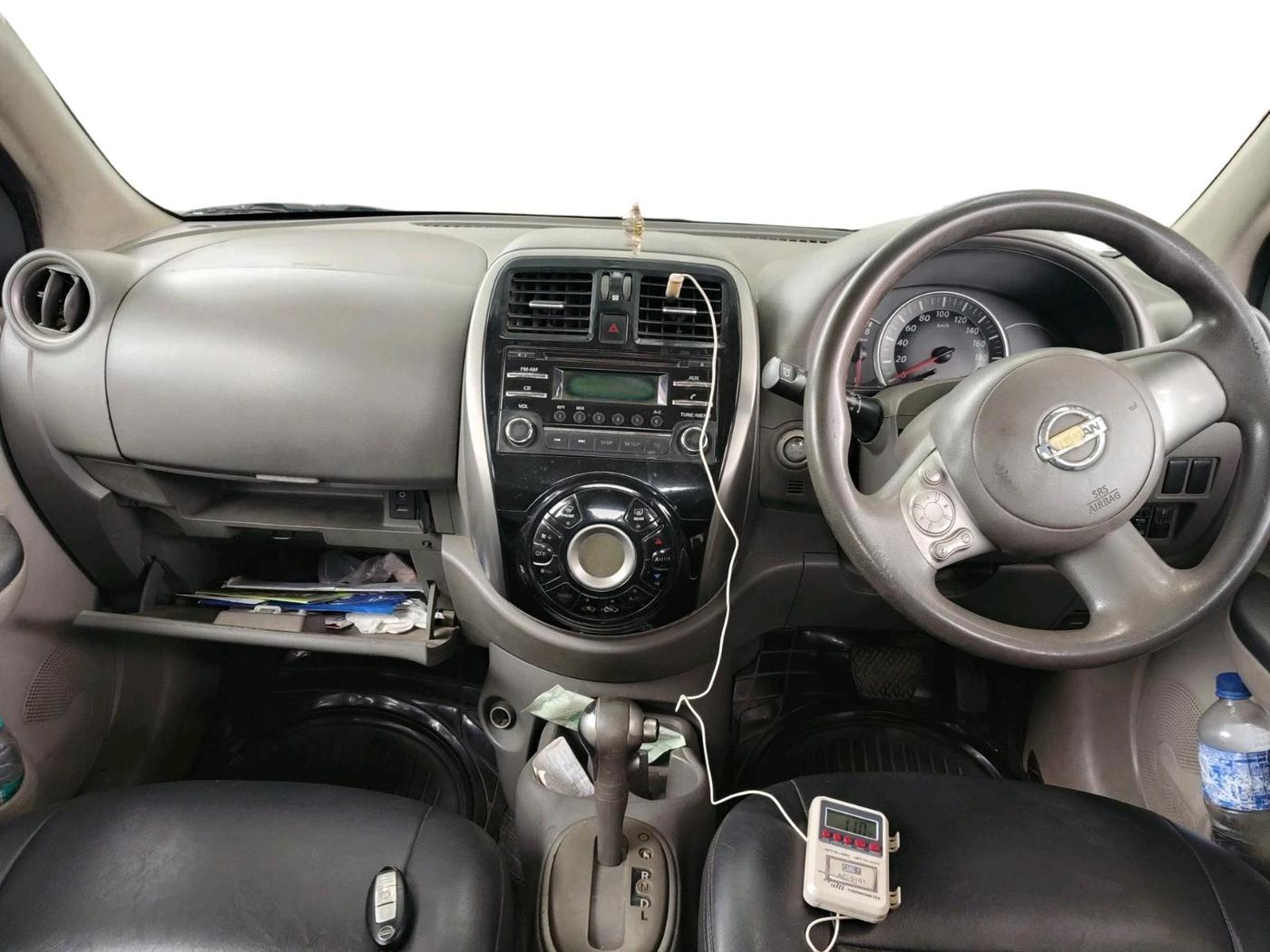 2014 Nissan Micra Active XV, Petrol, Manual, 87,441 km, interior