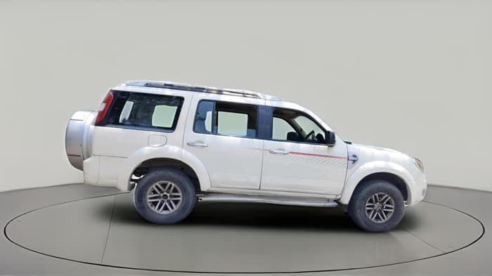2012 Ford Endeavour 2.5L 4X2 AT, Diesel, Automatic, 1,18,757 km, exterior