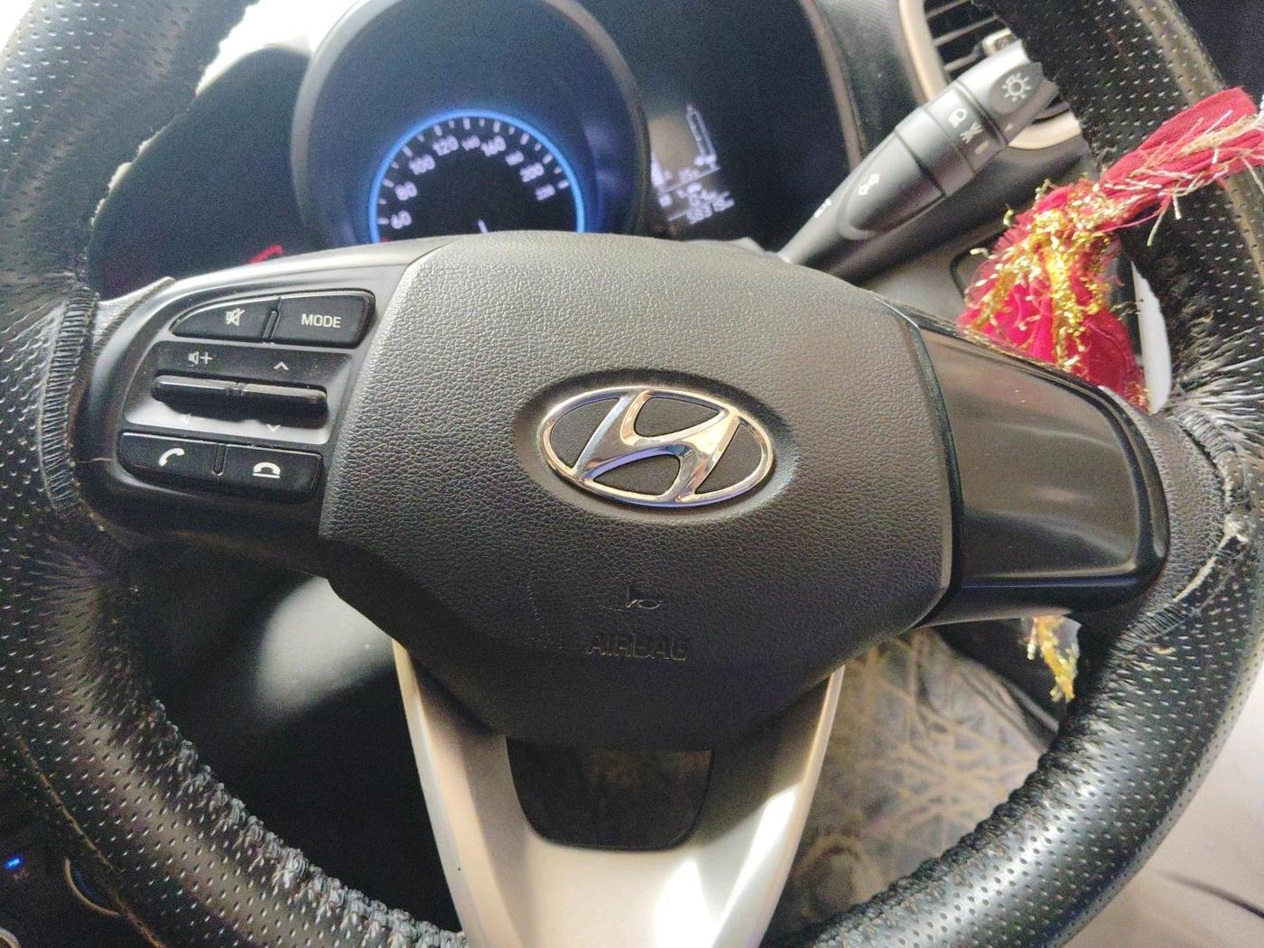 2020 Hyundai VENUE S 1.0 TURBO MT, Petrol, Manual, 58,319 km, interior