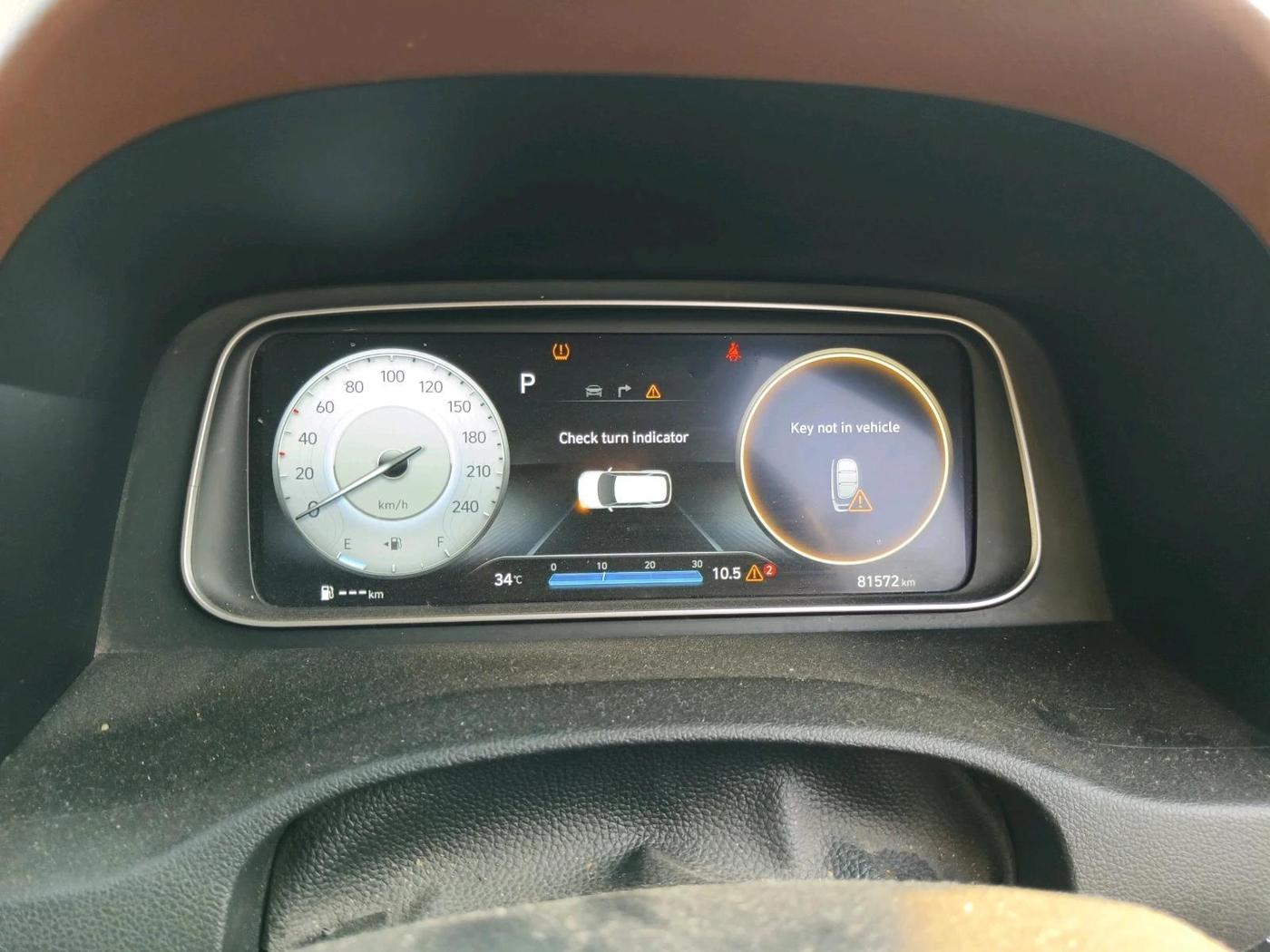 2022 Hyundai ALCAZAR 1.5 SIGNATURE (O) AT 7STR, Diesel, Automatic, 81,572 km, interior